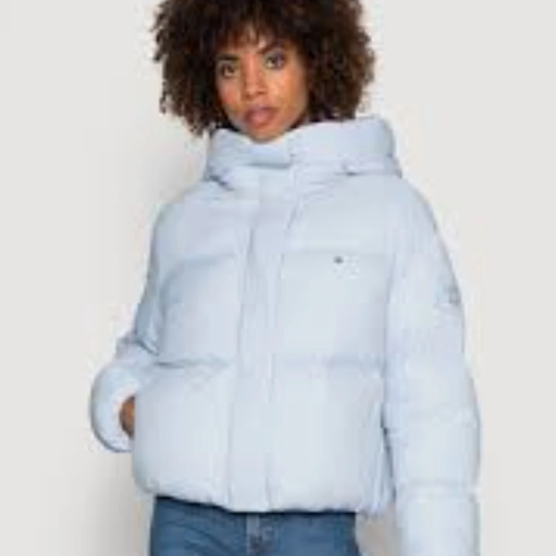 Ljusblå pufferjacka Tommy Hilfiger XL