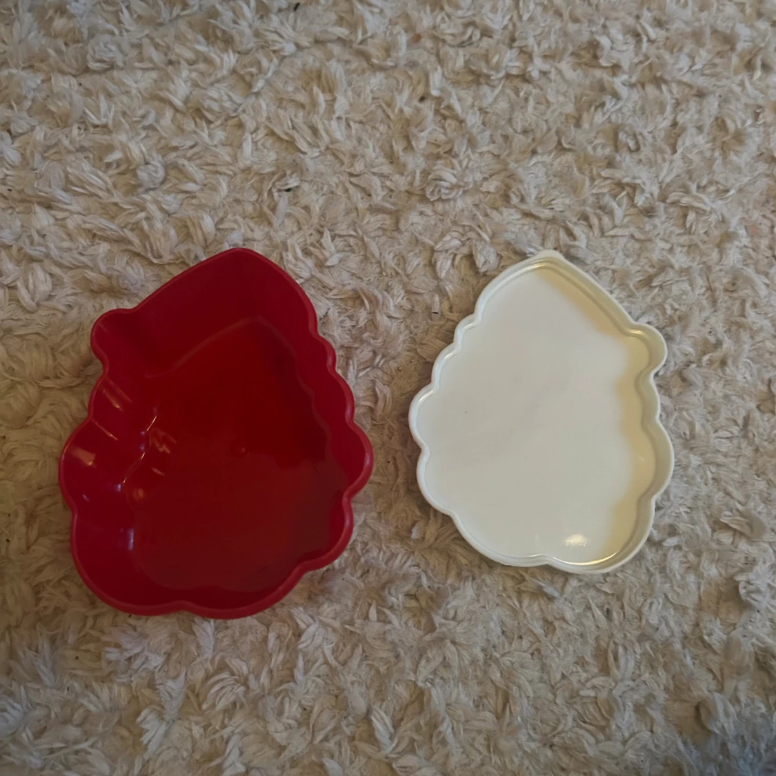 Julig plastburk med tomtemotiv - 2