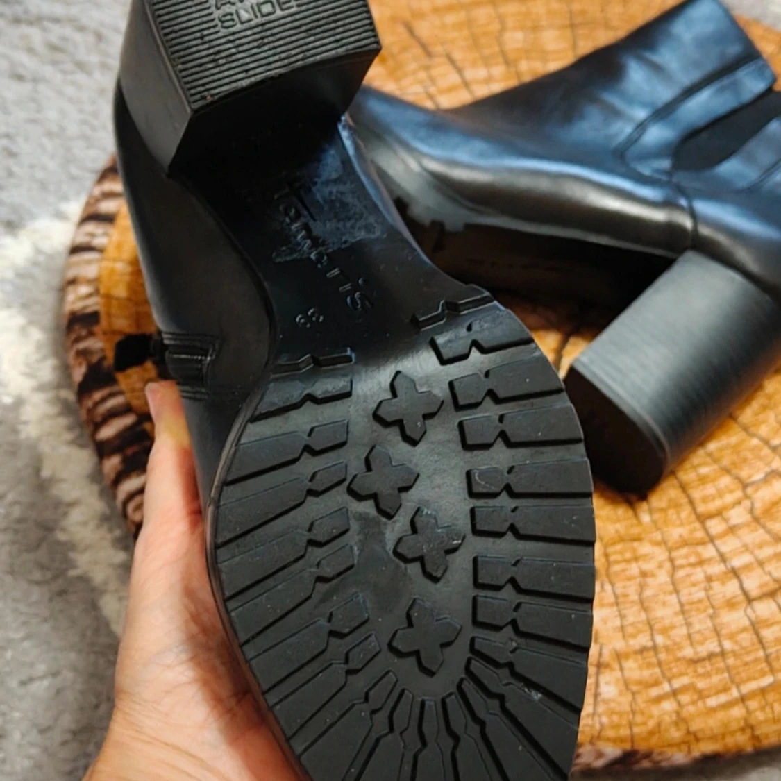 Svarta chelsea boots från Tamaris - 3