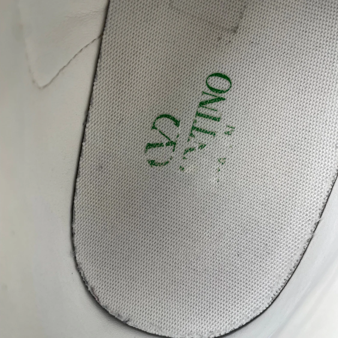 Valentino Garavani Rockstud  - 3