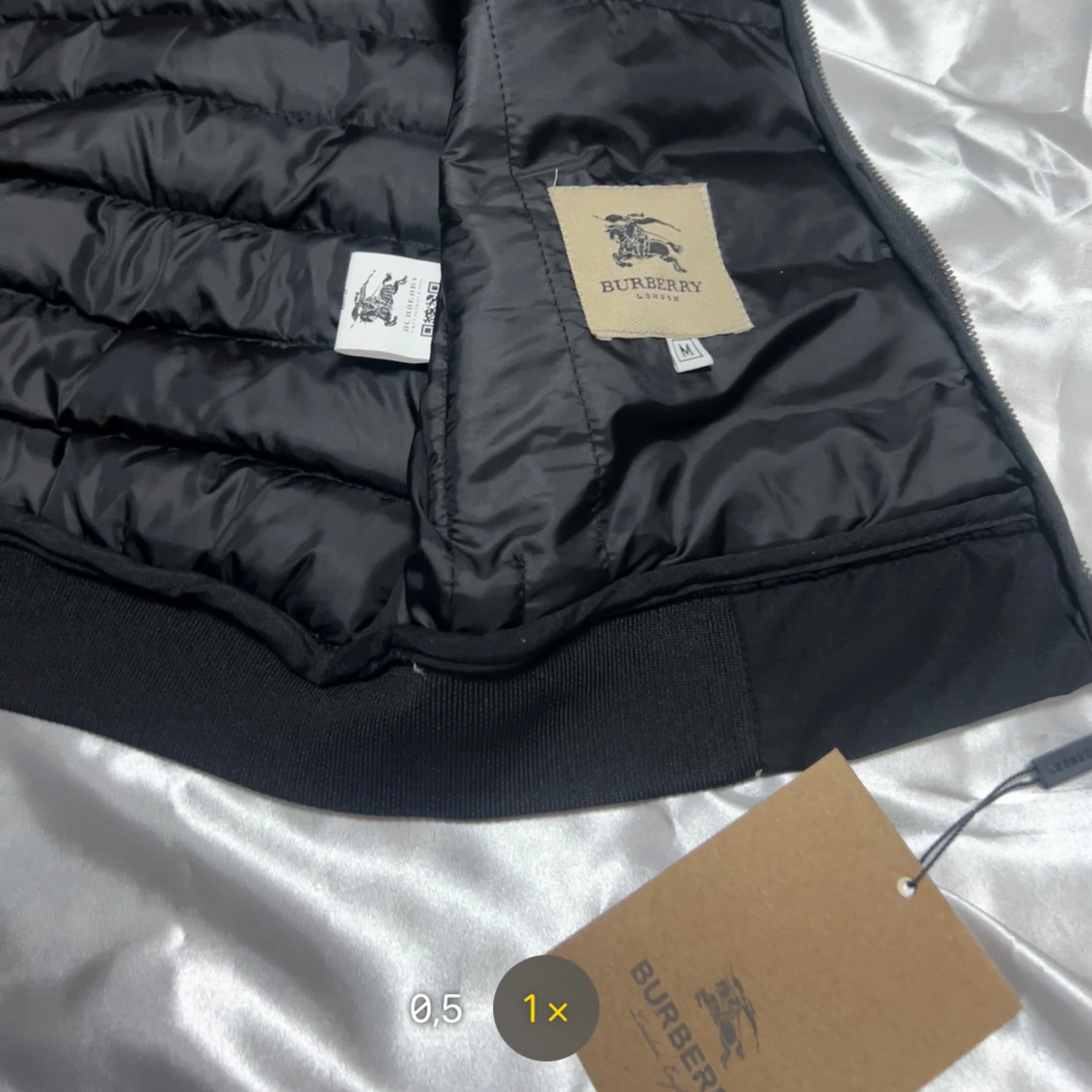 Svart pufferjacka från Burberry M - 2