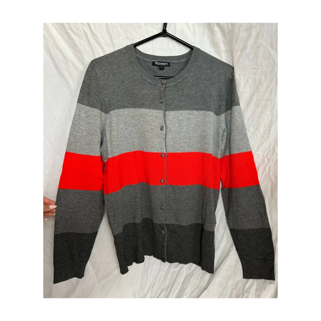 Retro Gray & Red Striped Cardigan – Preppy Y2K Vibes