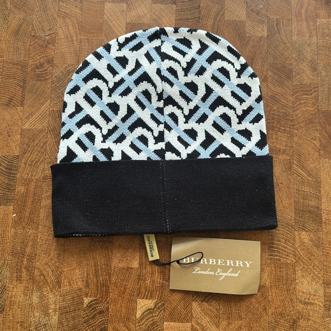 Burberry monogrammössa i svart och blått - 1