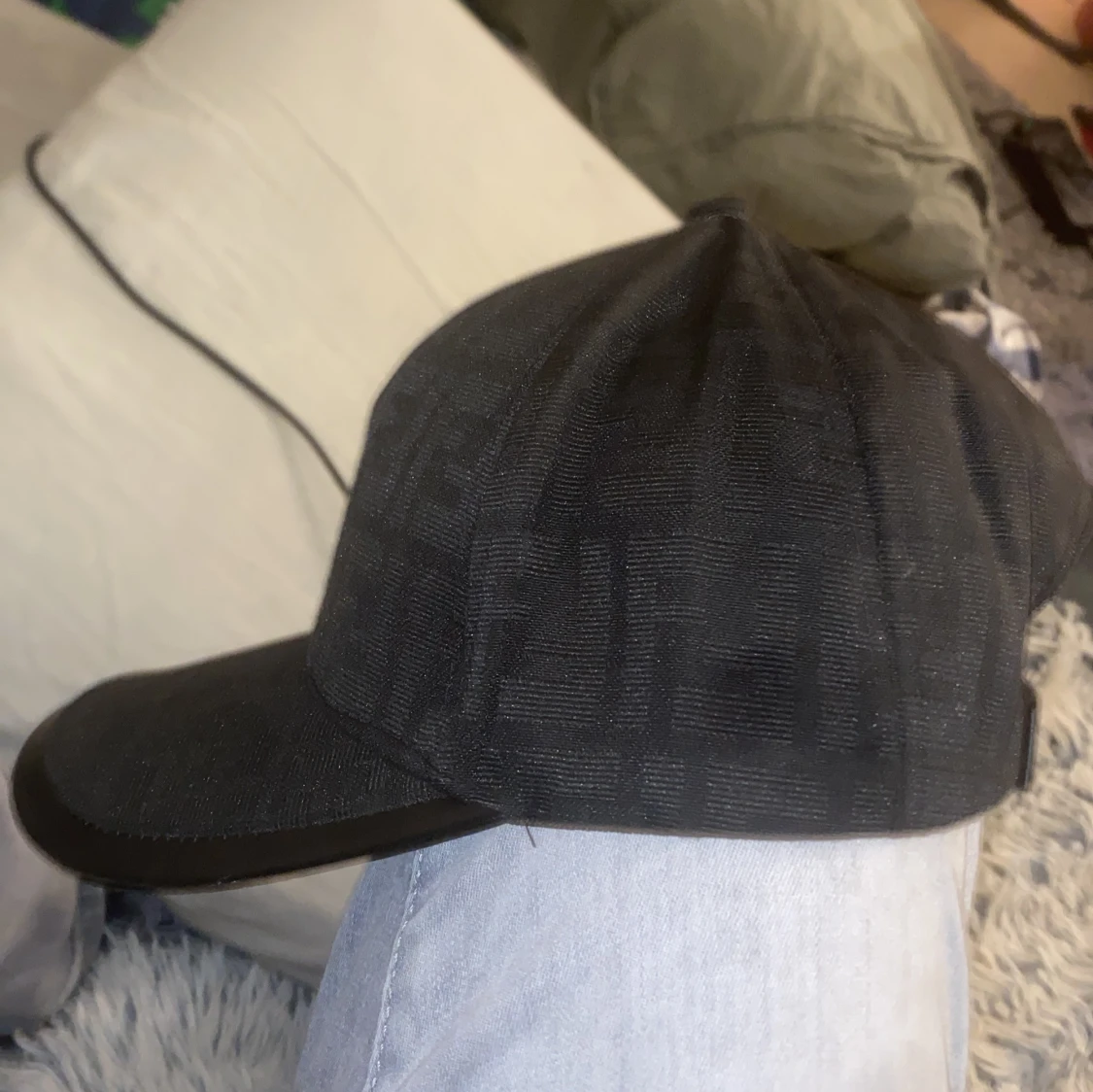 Svart Fendi keps med monogram - 2