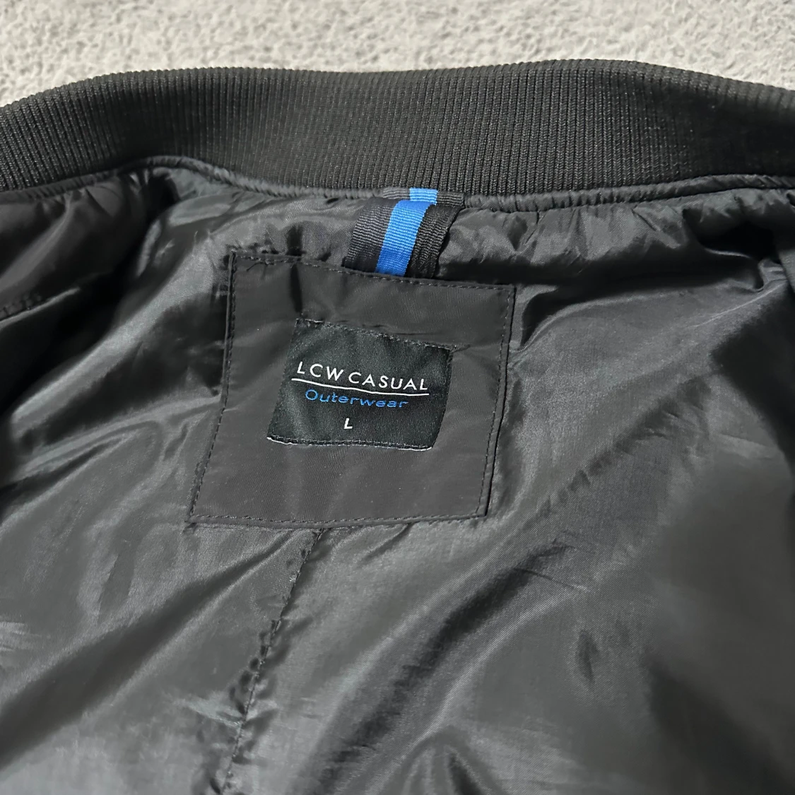 Svart bomberjacka från LCW Casual - 2
