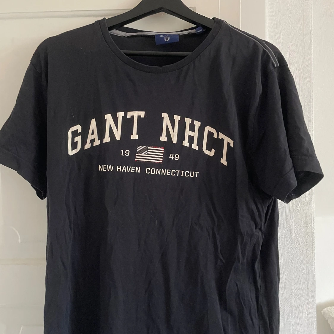 Svart GANT t-shirt med tryck