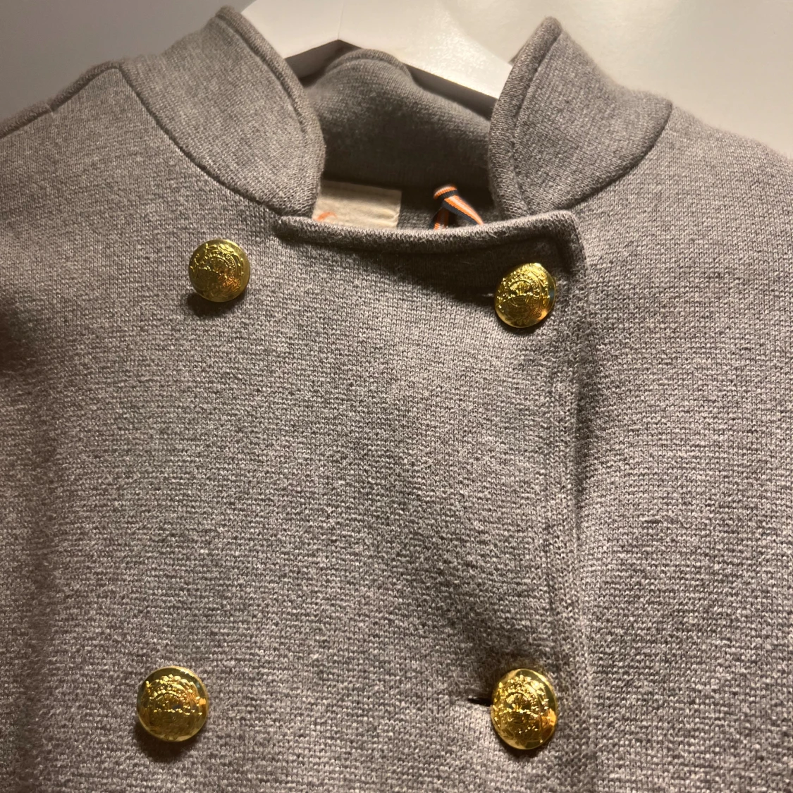 Grå skepparkavaj från Holly & Whyte - 2