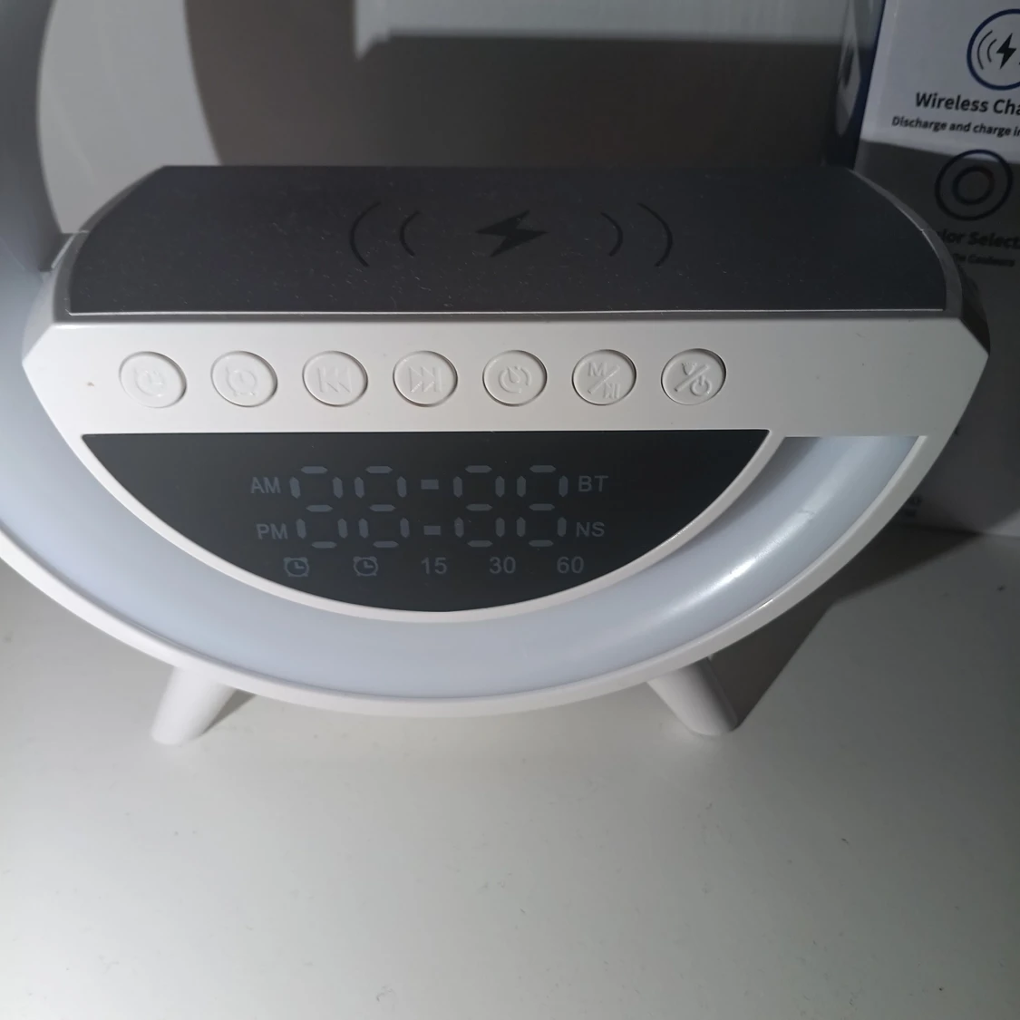 Mini3401 LED Wireless Charging Speaker - 1