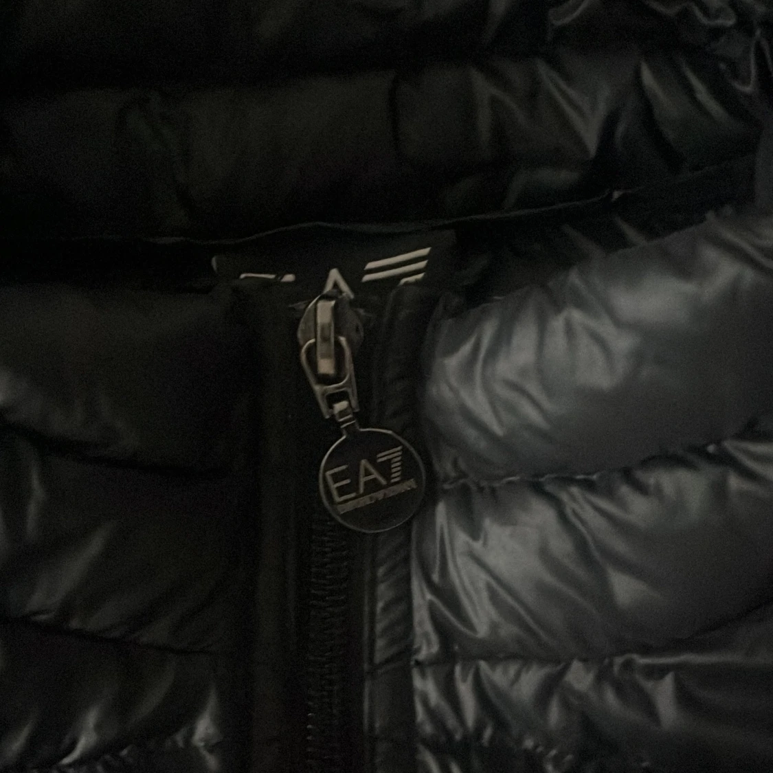 Svart dunväst från Emporio Armani EA7 - 1