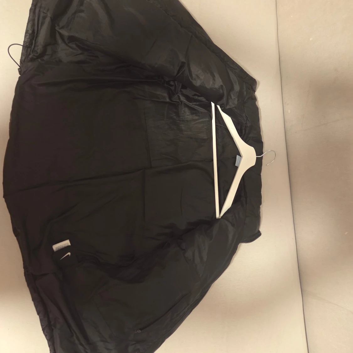 Svart NOCTA pufferjacka från Nike - 3