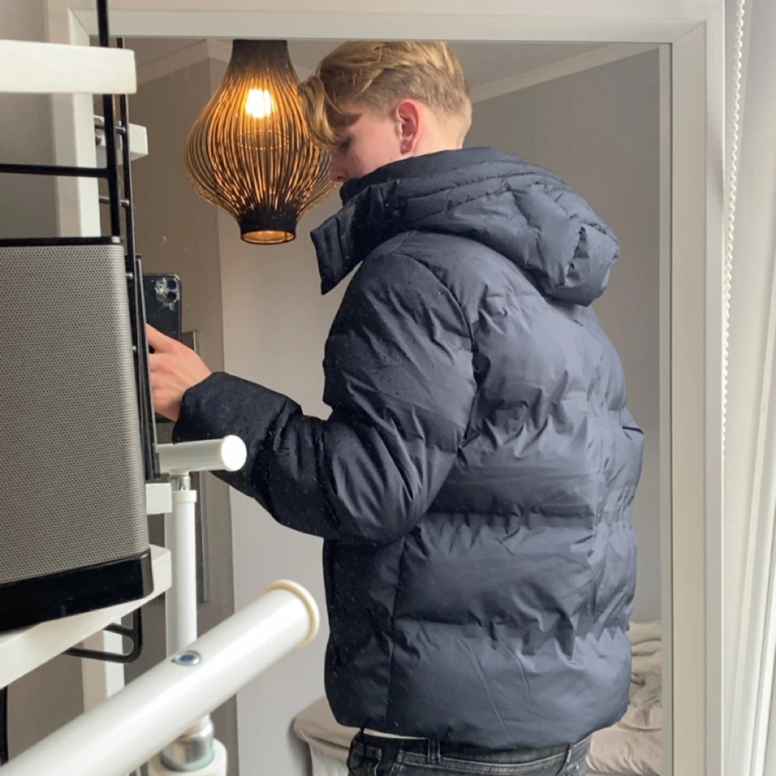 Mörkblå pufferjacka från Lyle & Scott  - 2