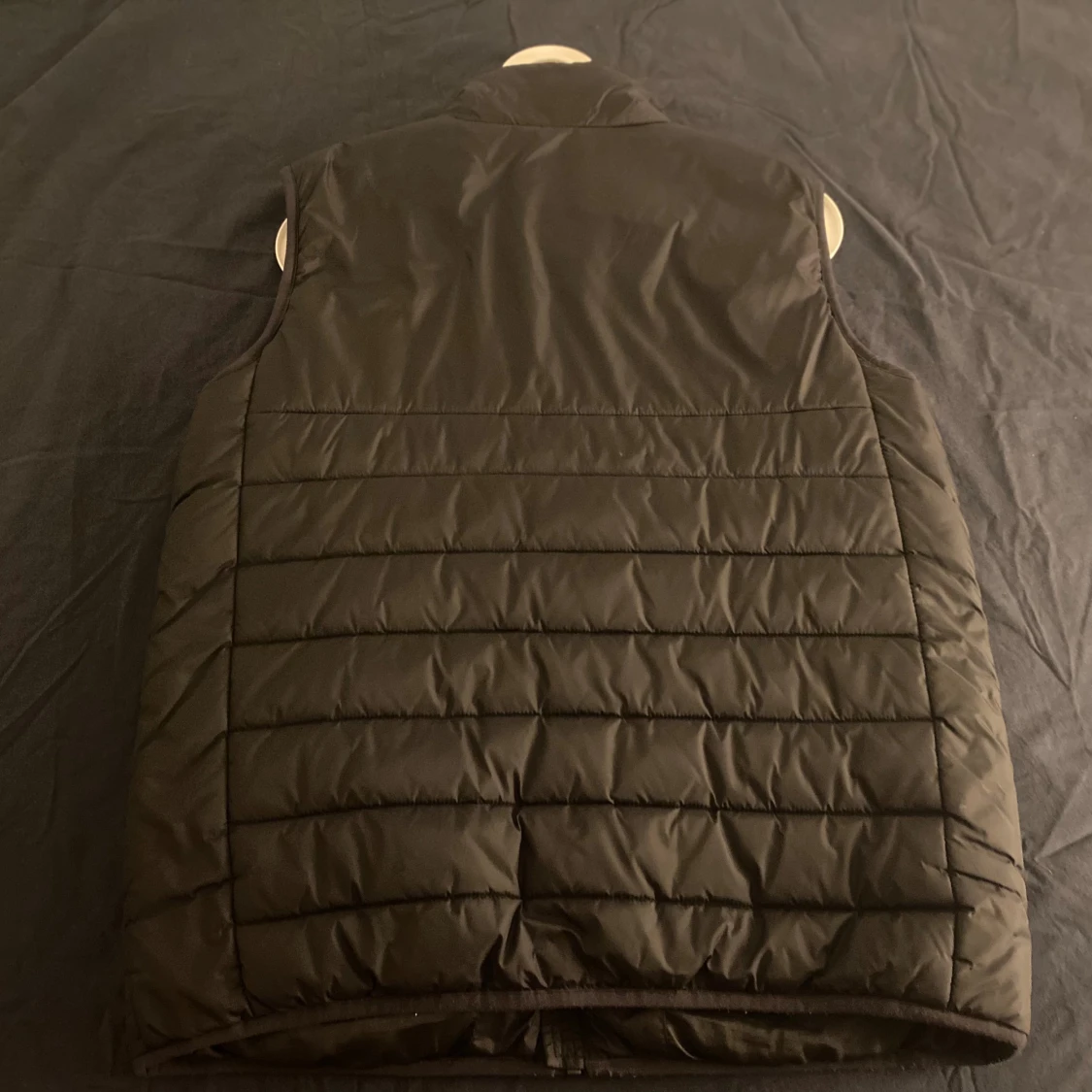 Svart dunväst från Lyle & Scott Junior - 1