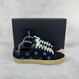 Saint Laurent court classic sneaker - –  Condition: 8,5/10  –  What is included: Only the sneakers  –  Retail price: 6800 kr