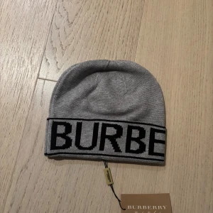  Burberry mössa - Fin mössa att ha inför vintern