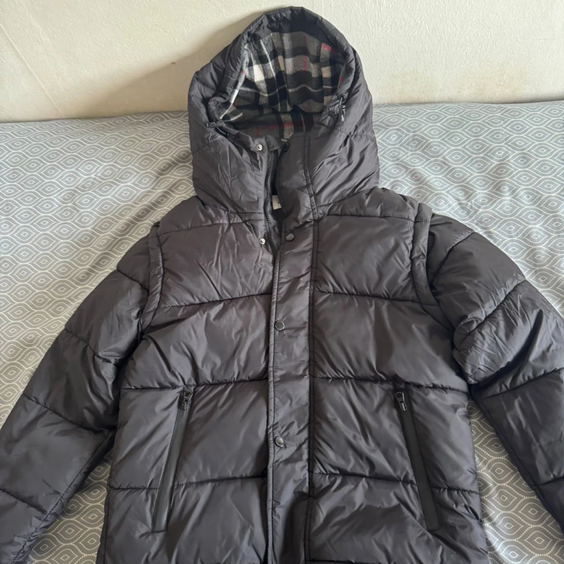Svart pufferjacka från Burberry - 2