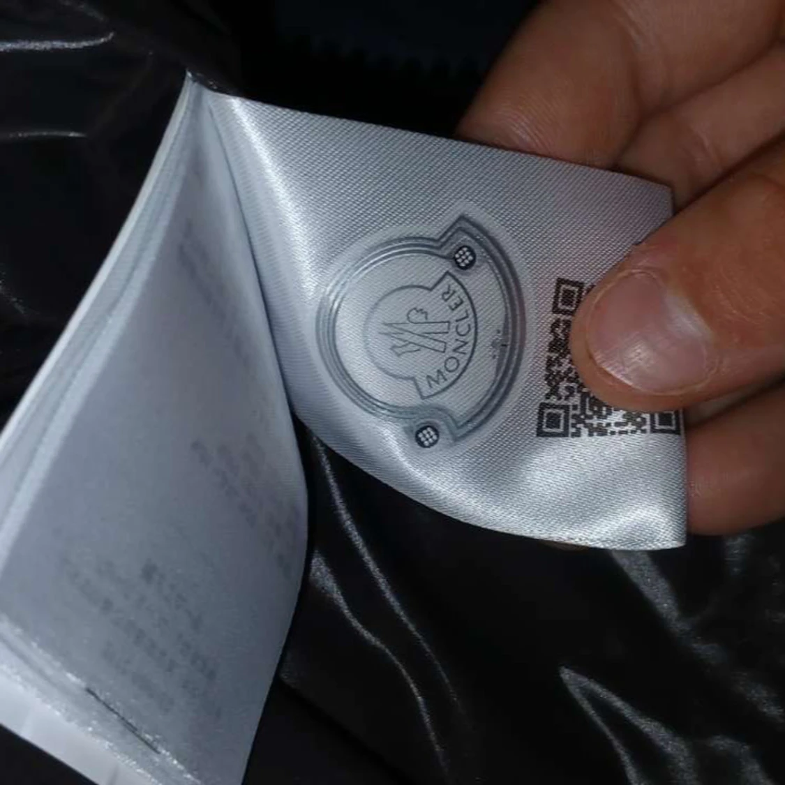 Svart Moncler maja - 2