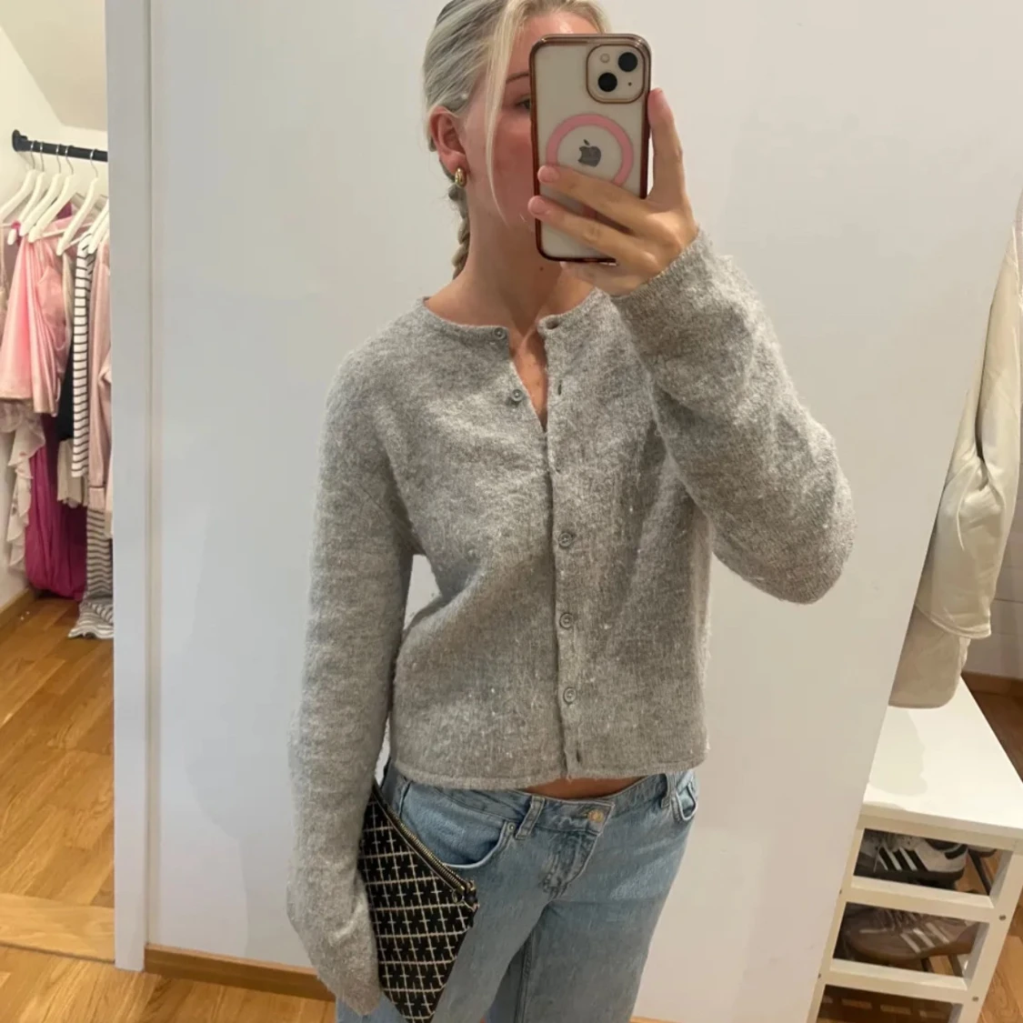 Grå stickad kofta med knappar💕 - 1