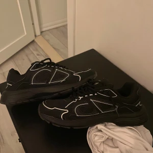 B30 - Säljer detta fina par B30 då dom inte passade mig, dom är använda 1-2 gånger enbart och är i princip sprillans nytt skick.