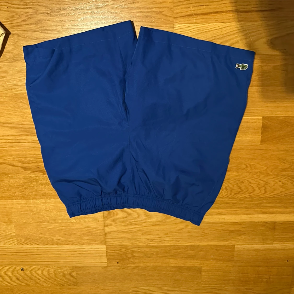Blå Lacoste Sport shorts med resår - 3