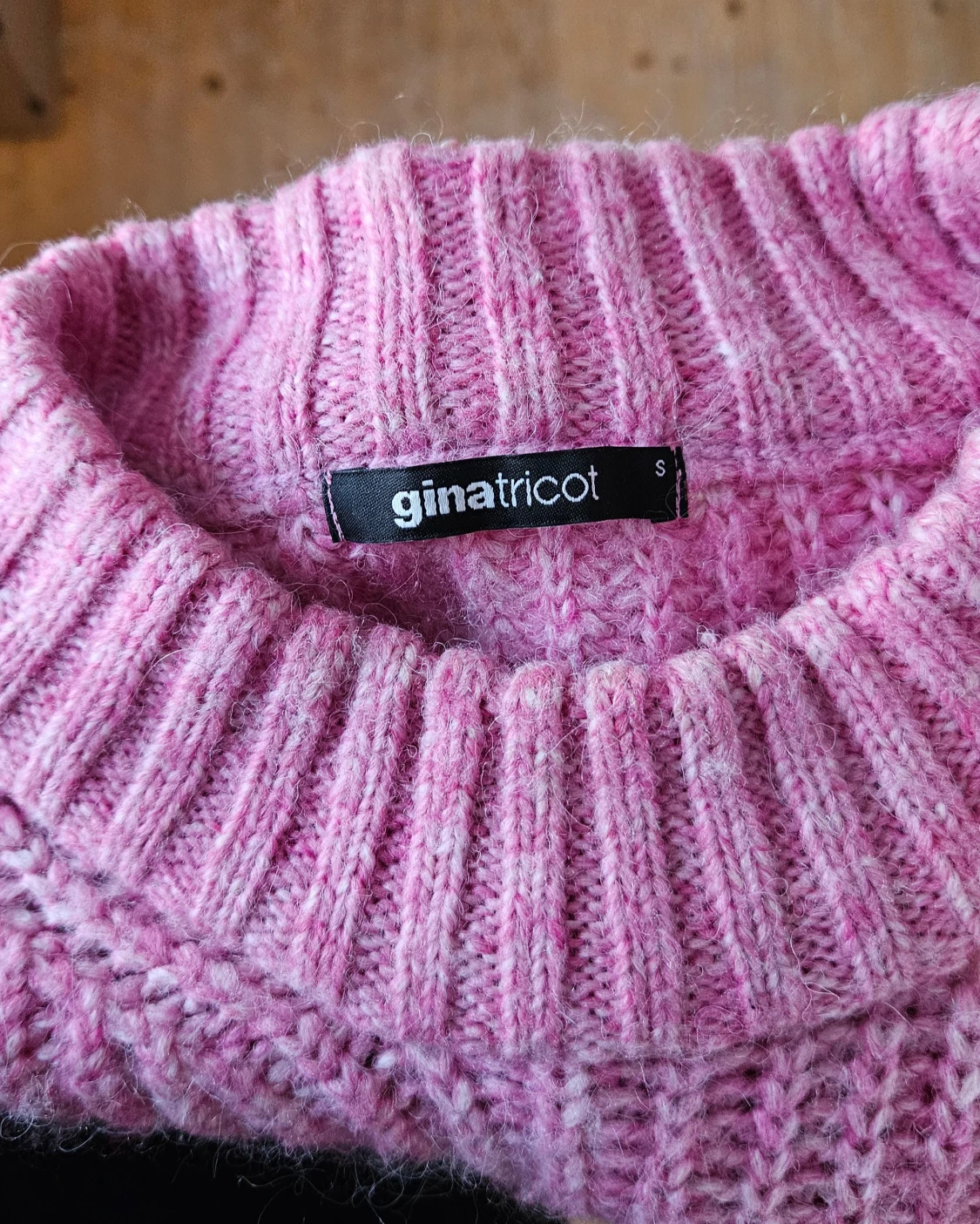 Rosa stickad tröja - 3