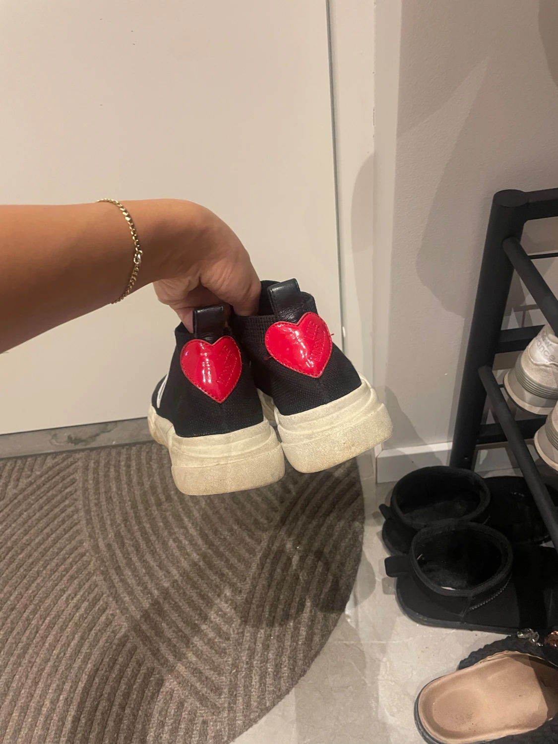 Love Moschino svarta sneakers med hjärta - 2