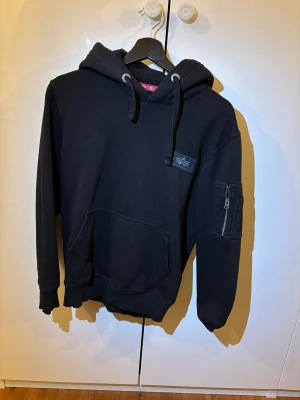 Alpha industries hoodie - Fint skick, storlek xs, saknar tagg
