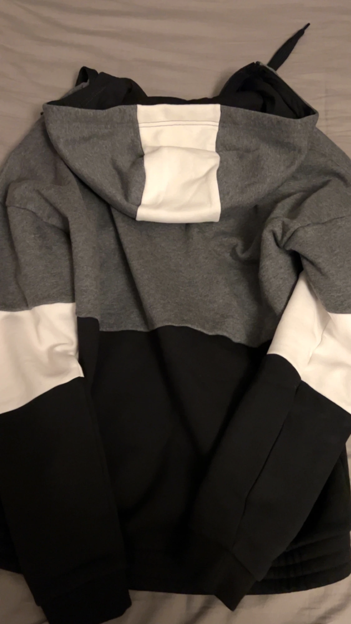 EA7 (Empirio Armani) kofta - 2