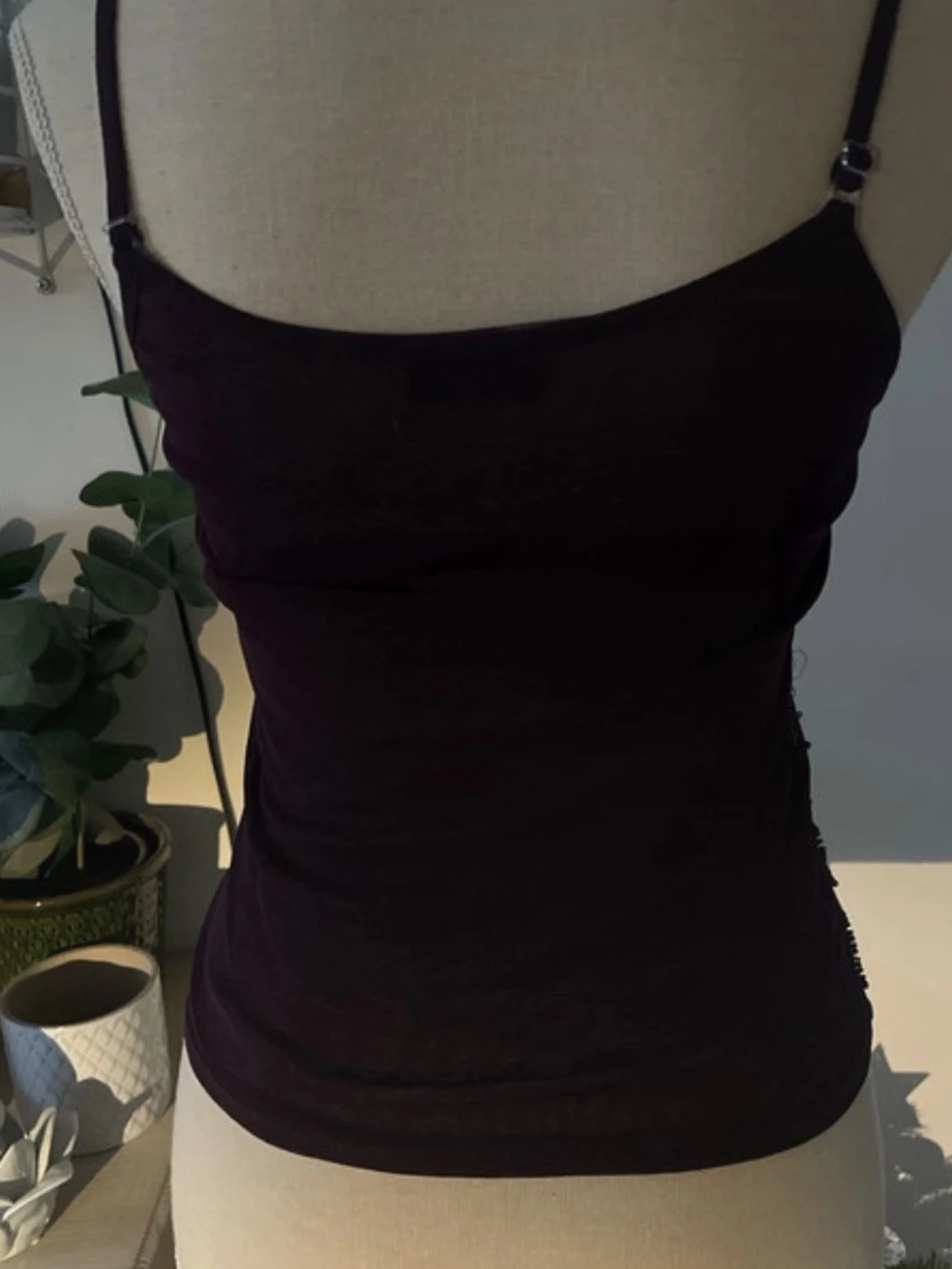 Paljettlinnetopp med fjärilsmotiv - 2