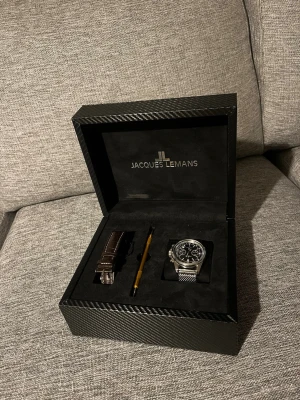 JACQUES LEMANS - Nästintill oanvänd. 1500kr ny pris