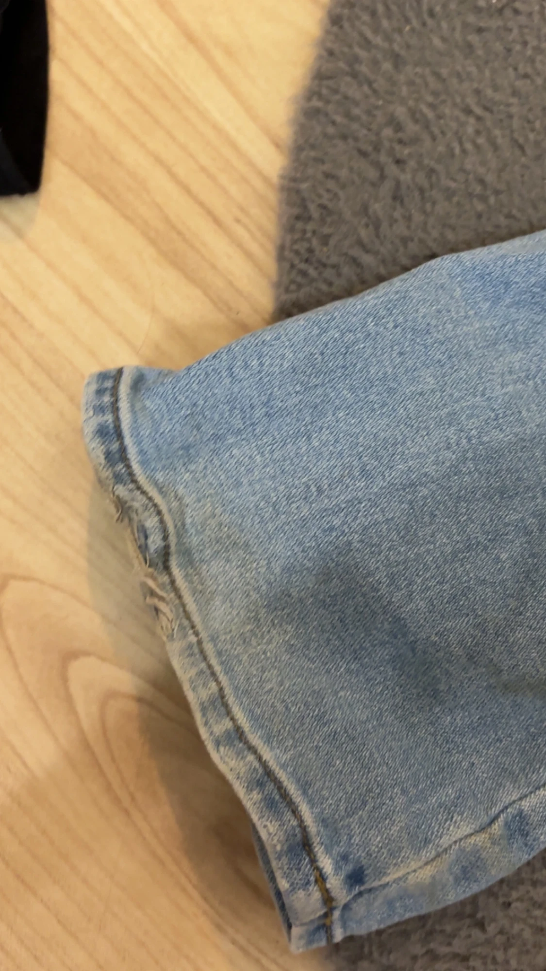 Ljusblå bootcut jeans från Wrangler - 2