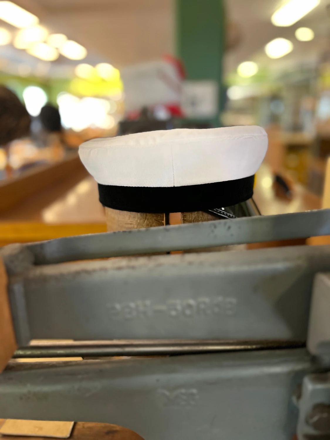 Klassisk studentmössa Uppsala (svart) 53-63 - 1