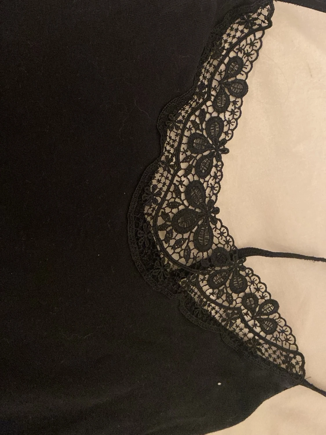 Svart spetsdetaljerad linnetopp Vero Moda - 1