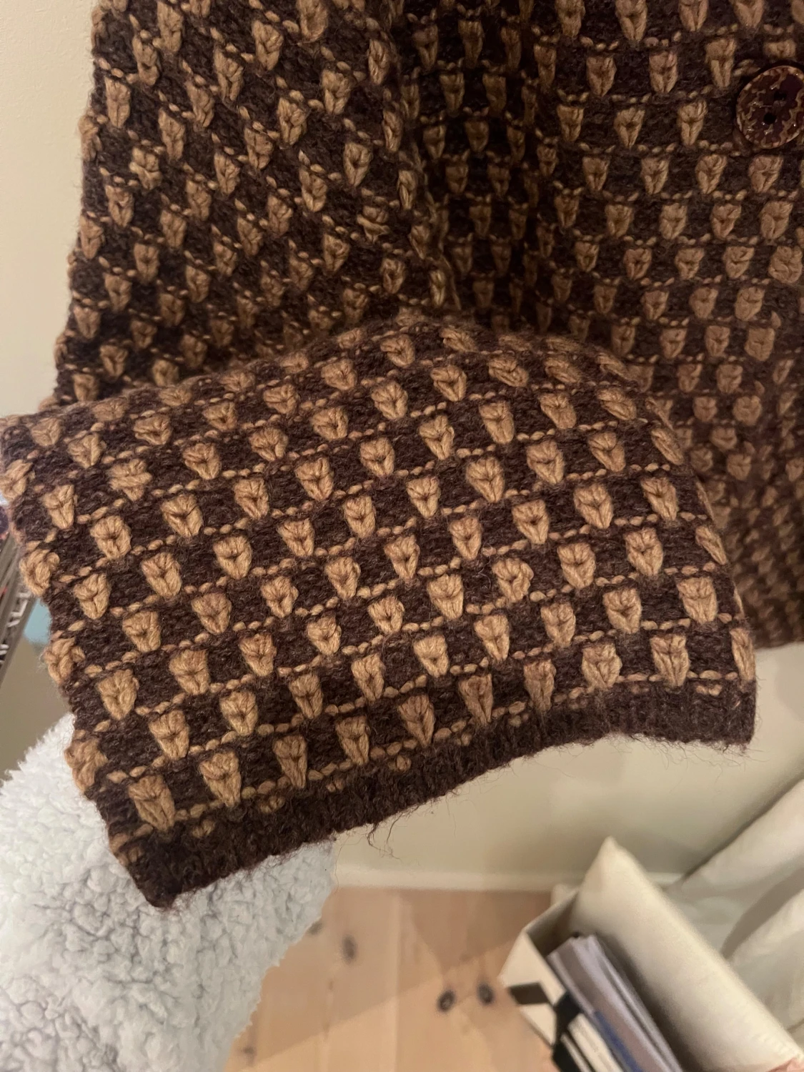 Stickad kofta/jacka  - 4