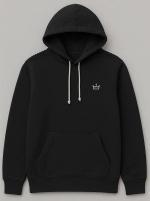 Svart PREMIUM hoodie – handbrodyr krona (L) - Denna hoodie är skapad för vardagsbruk med fokus på kvalitet, komfort och stil.  Tillverkad i mjukt och slitstarkt material med stabil struktur som håller formen över tid. Den diskreta brodyren med krona framtill ger ett elegant och kraftfullt uttryck utan att vara påträngande. En tidlös hoodie som passar perfekt för stadsliv och avslappnade tillfällen.  • Färg: Svart • Detalj: Brodyr krona • Passform: Bekväm • Skick: Ny