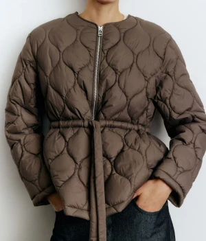 SÖKER - Söker i strl S eller xs