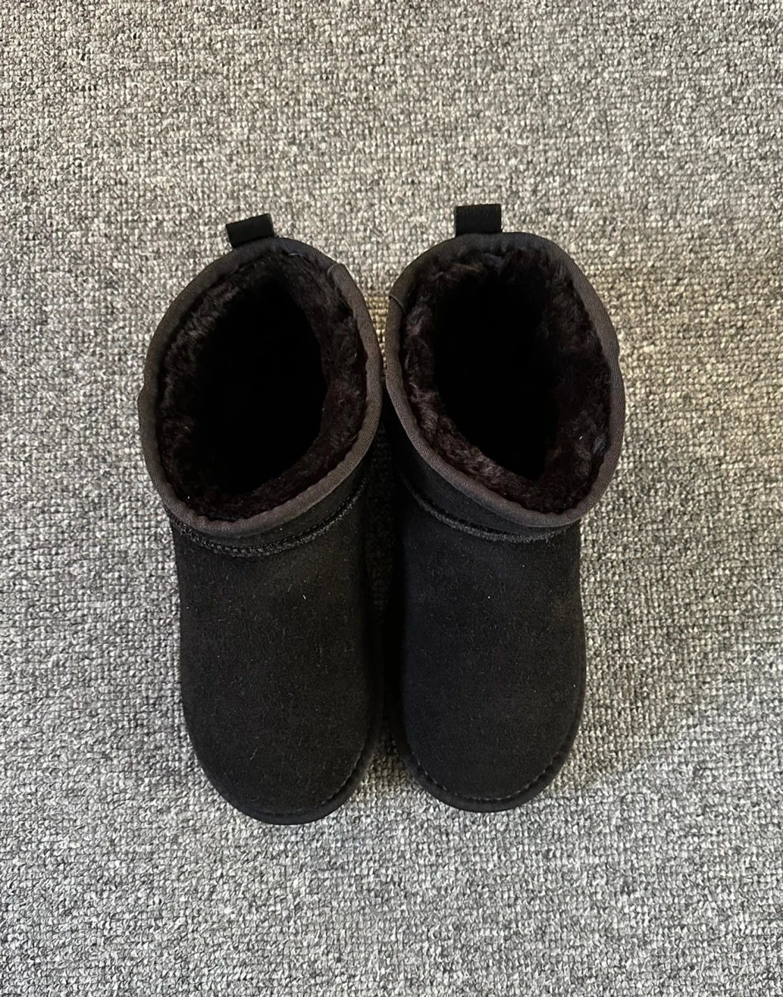 Uggs - 2