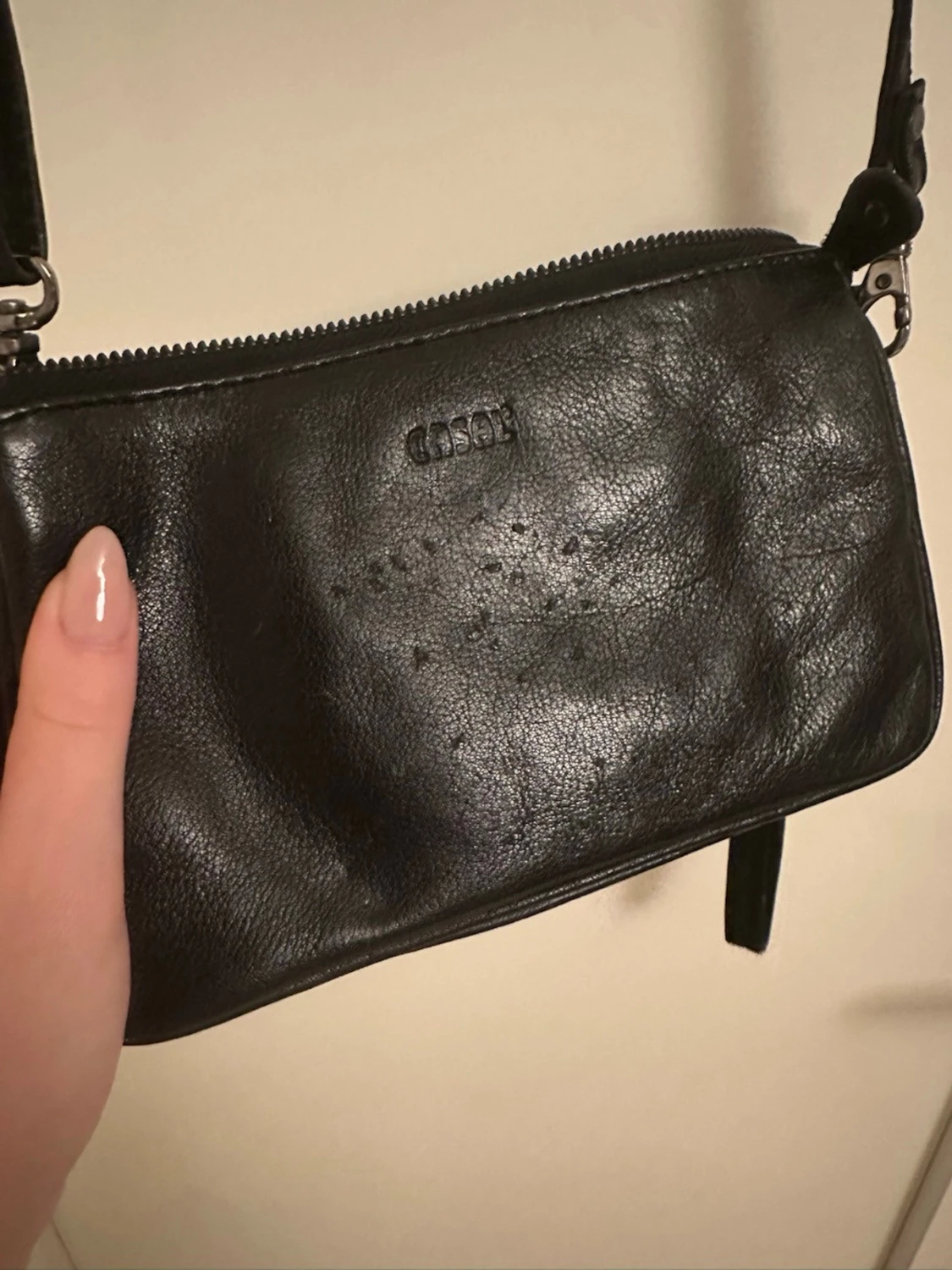 Svart axelväska från CASSÉL - 3