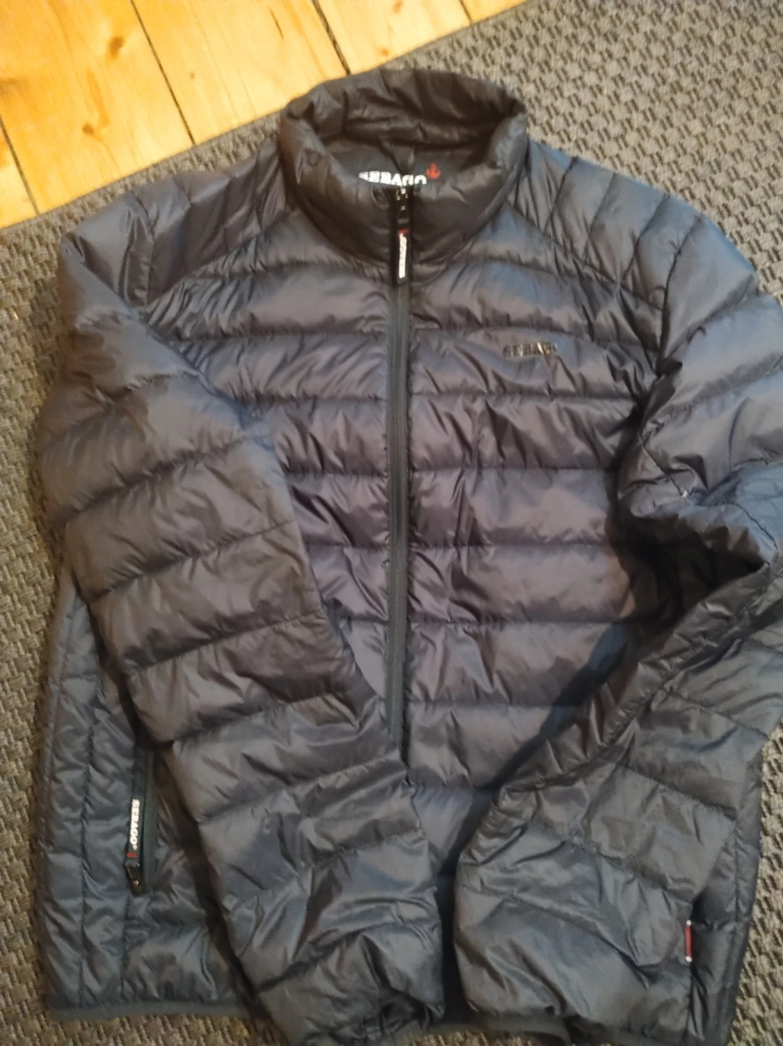 Svart pufferjacka från Sebago