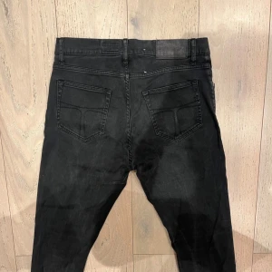Tiger of Sweden jeans  - -