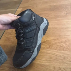 Svarta vinterskor Tom Tailor strl 36 - Helt oanvända vinterskor från Tom Tailor i storlek 36,5💕