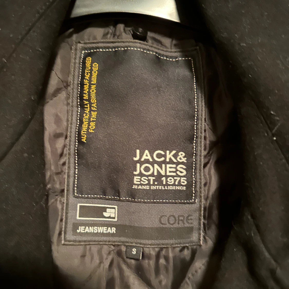 Svart rock från Jack & Jones, stl S - 1
