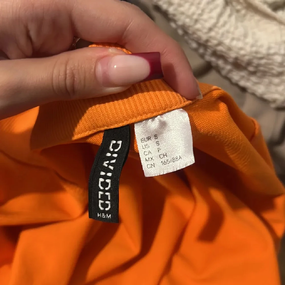 Orange croppad ziptop från H&M Divided - 2