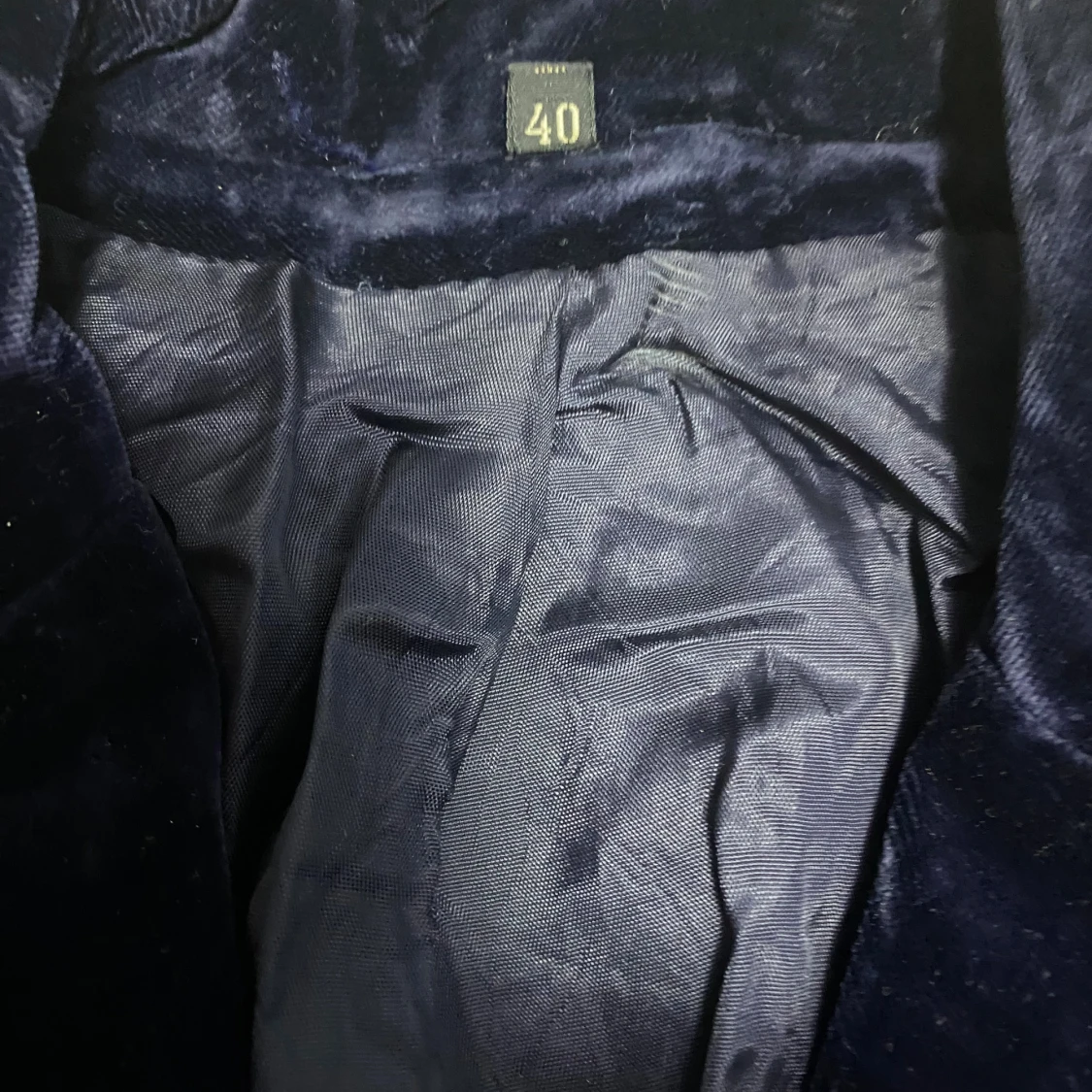 Mörkblå sammetskavaj i storlek 40 - 1