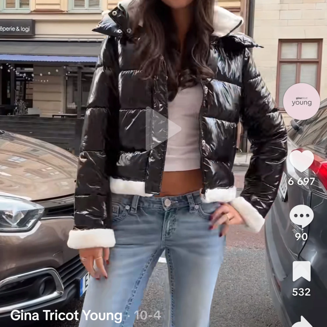 Puffer jacka med vitt fluff 