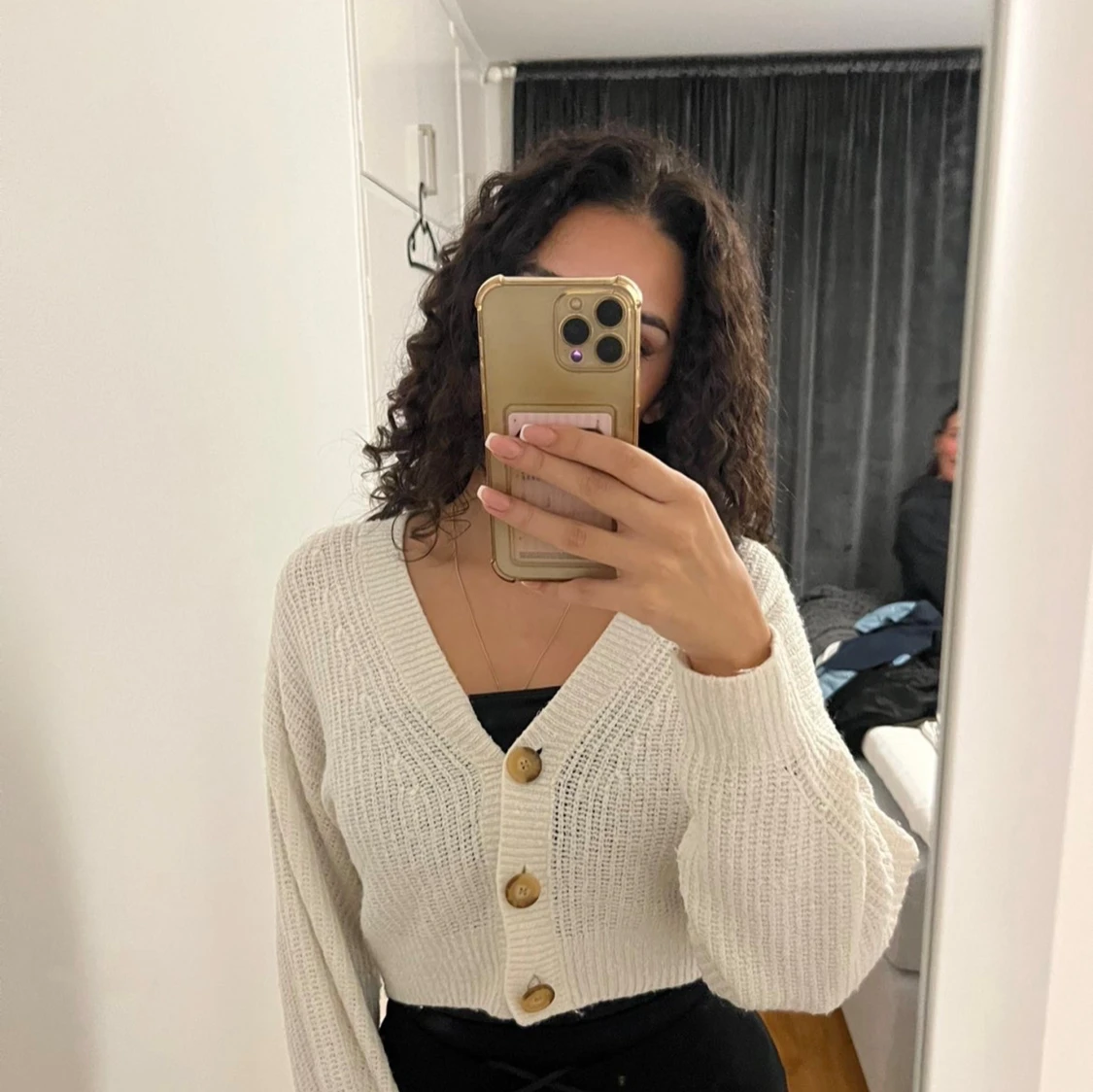 Vit croppad kofta från H&M