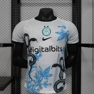 Inter Milan special edition fotbollströja - Finns i S och M.