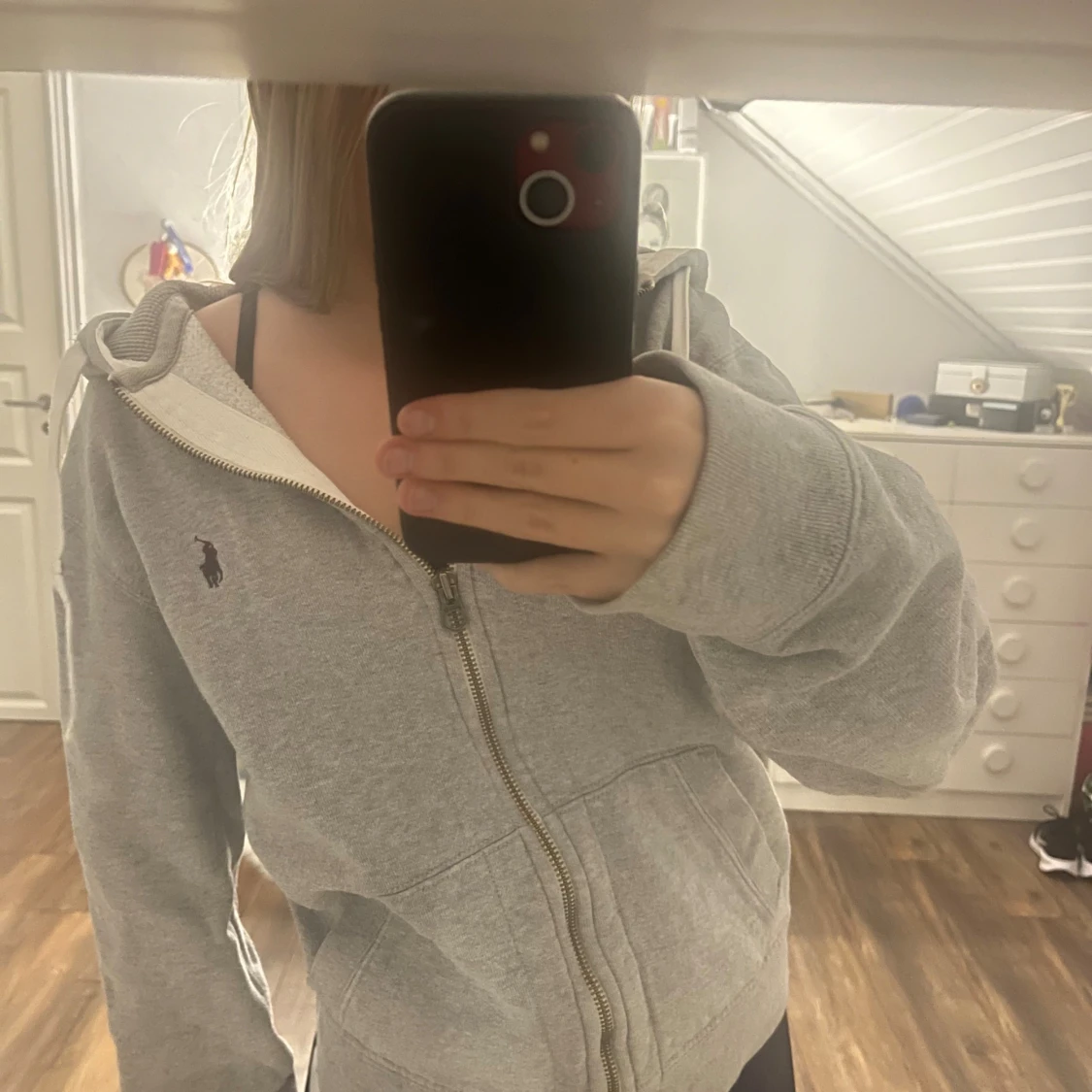 Grå hoodie från Polo Ralph Lauren - 1