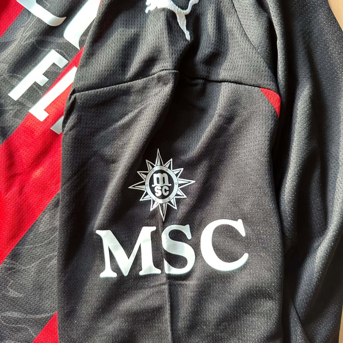 AC Milan tröja säsongen 25/26. Storlek M - 3