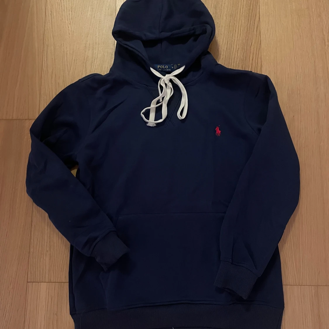 Mörkblå hoodie från Polo Ralph Lauren