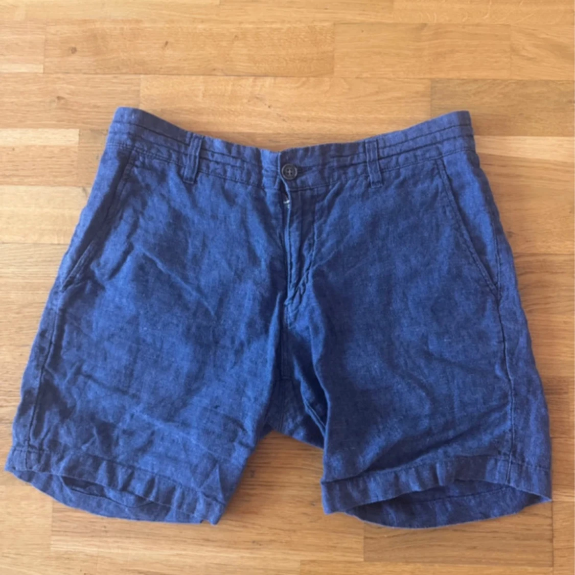 Blåa linneshorts från Bondelid